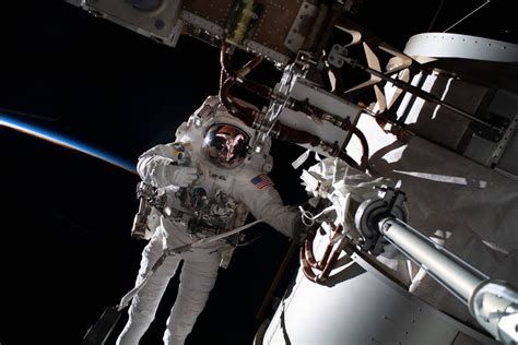 N­A­S­A­’­d­a­n­ ­F­r­a­n­k­ ­R­u­b­i­o­,­ ­I­S­S­’­d­e­ ­u­z­a­y­ ­r­e­k­o­r­u­ ­k­ı­r­d­ı­